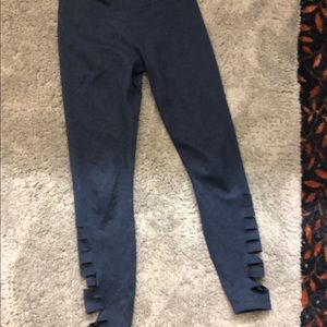EUC Abercrombie leggings